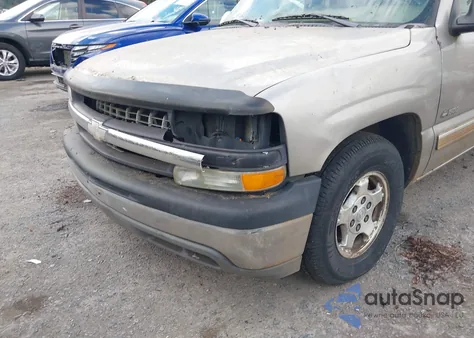 2001 Chevrolet Silverado 1500 Ls z USA, uszkodzony, nr VIN 2GCEC19V011350980
